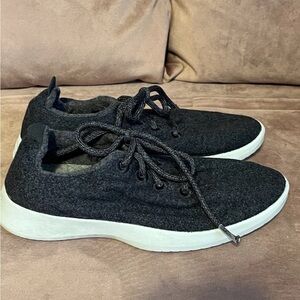 Allbirds Black and White Sneakers Lightweight Knit